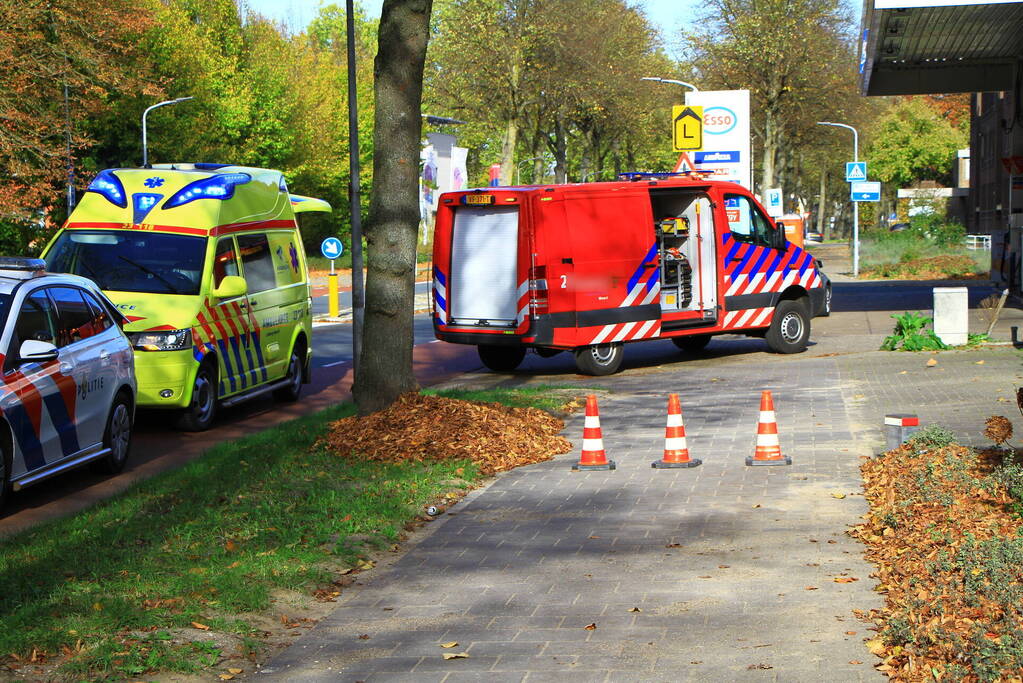 Man zwaargewond na val van fiets
