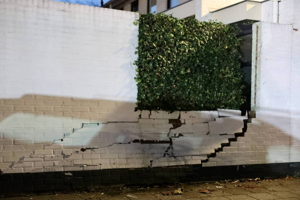 Dubbele botsing door oudere bestuurder