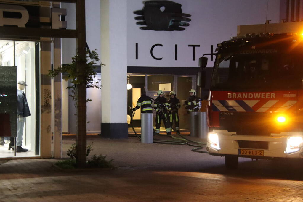 Brandweer ingezet bij rookontwikkeling in gebouw