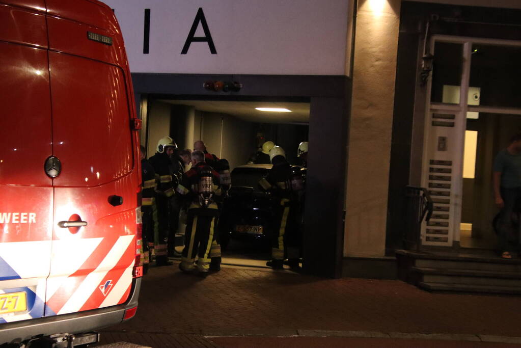 Brandweer ingezet bij rookontwikkeling in gebouw