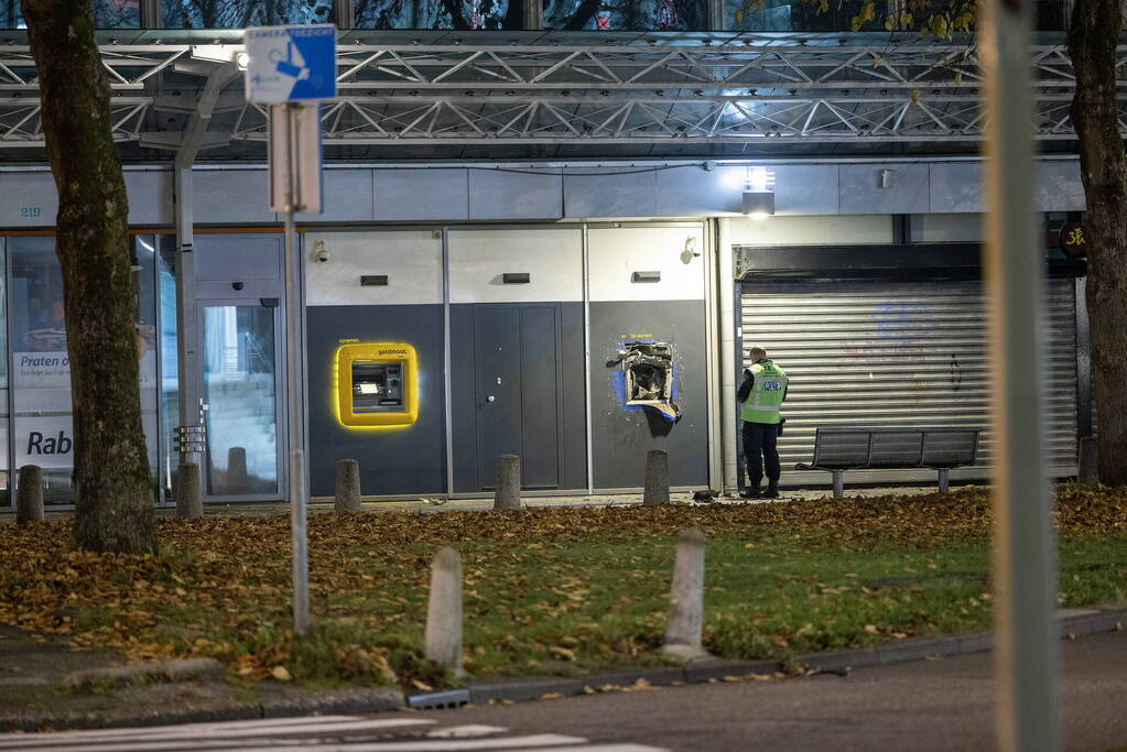 Forse schade na plofkraak op pinautomaat