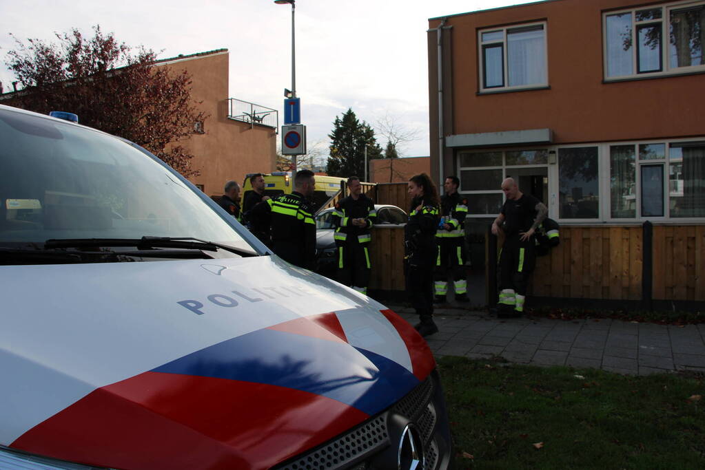Blussen met water heeft brand in pan met olie verergerd