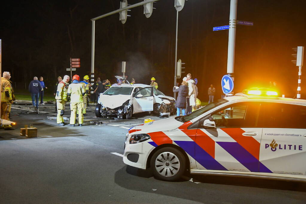 Botsing tussen twee personenauto's