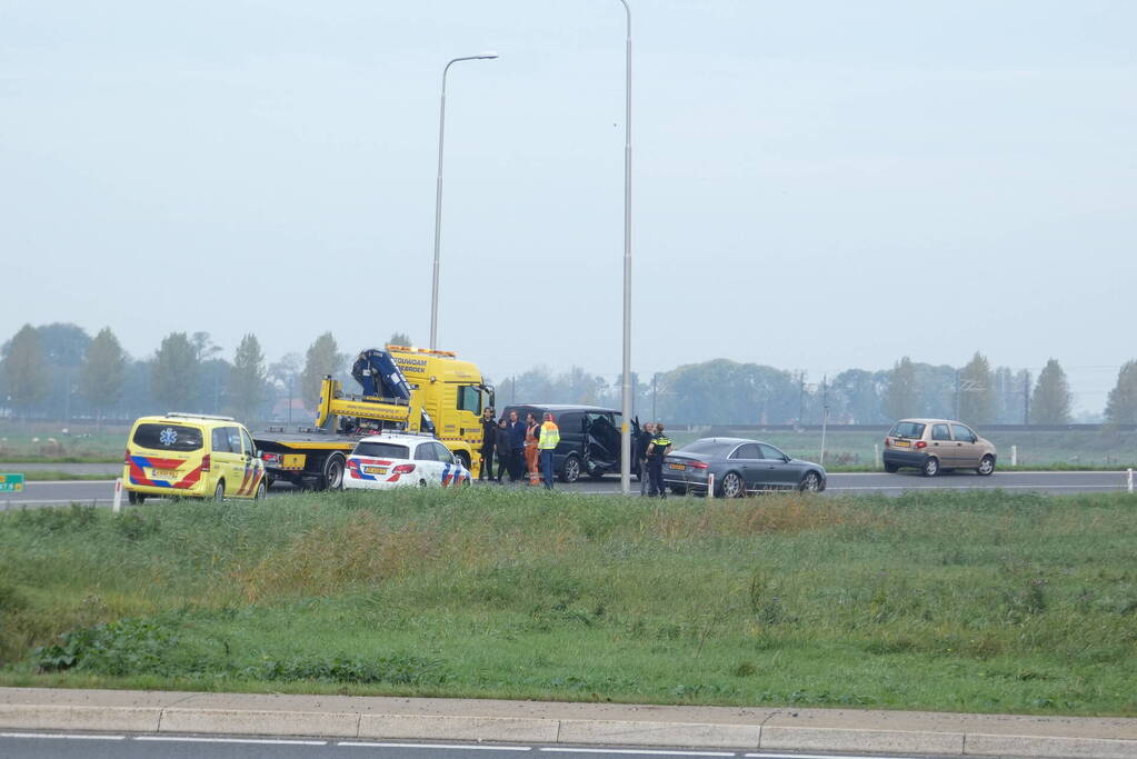 Veel schade bij aanrijding oprit