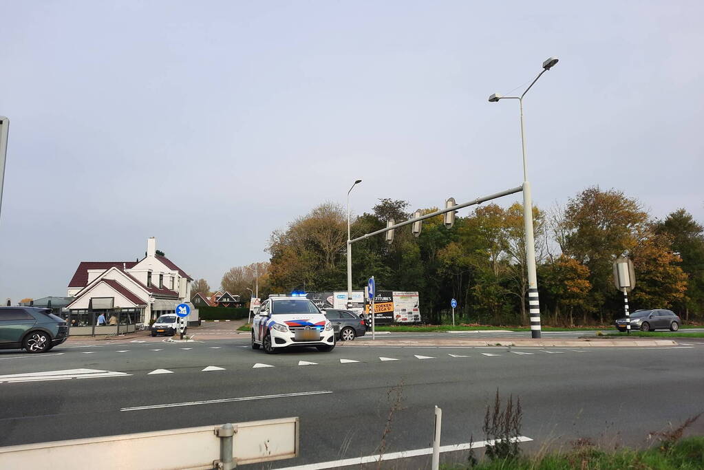 Fietser zwaargewond bij aanrijding