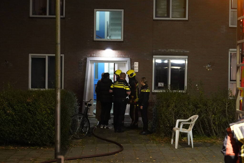 Bewoner gered na brand op tweede etage