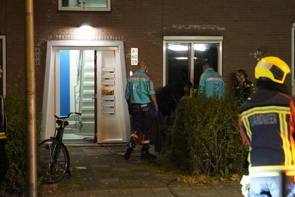 Bewoner gered na brand op tweede etage