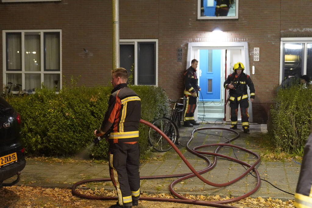 Bewoner gered na brand op tweede etage