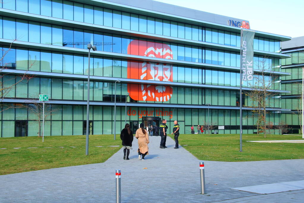 Kortstondige demonstratie bij ING kantoor