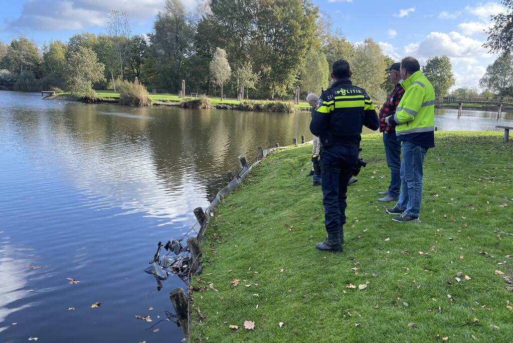 Gestolen motor teruggevonden in visvijver