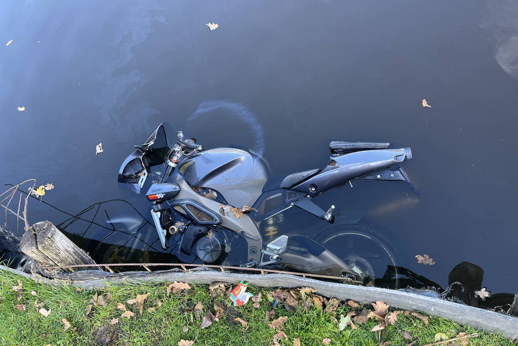 Gestolen motor teruggevonden in visvijver