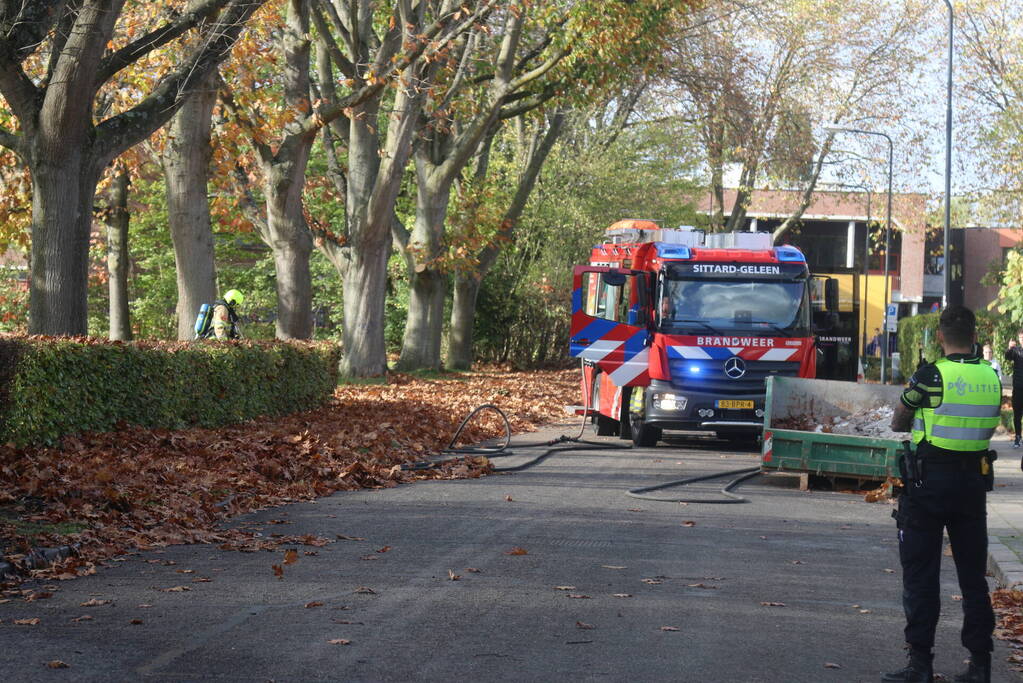 Meters struiken afgebrand door brandstichting