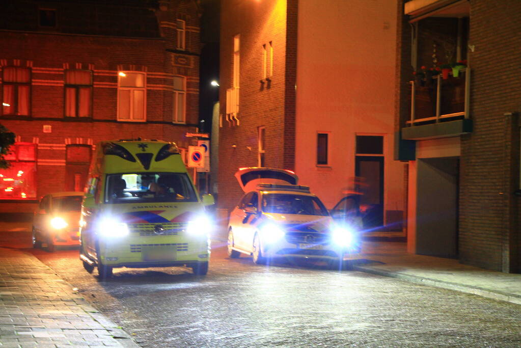 Onderzoek naar mogelijke schoten in woning