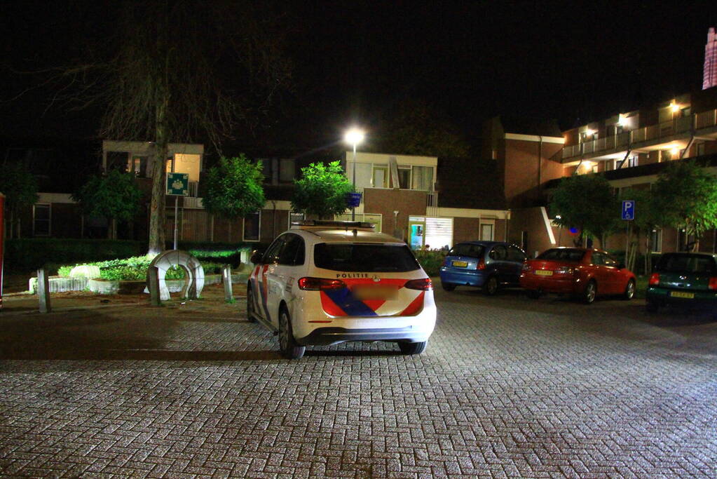 Onderzoek naar mogelijke schoten in woning