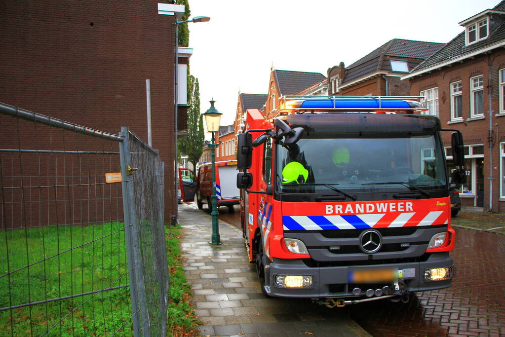 Politie zet stormram in