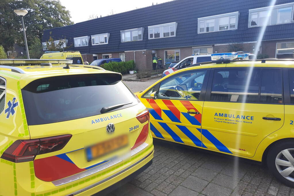 Traumateam assisteert ambulancedienst