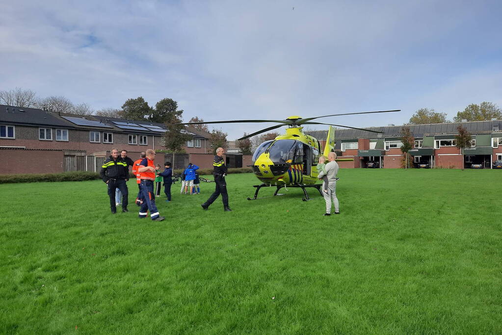 Traumateam assisteert ambulancedienst