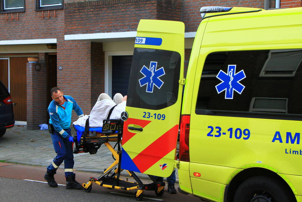 Fietser gewond bij botsing met auto