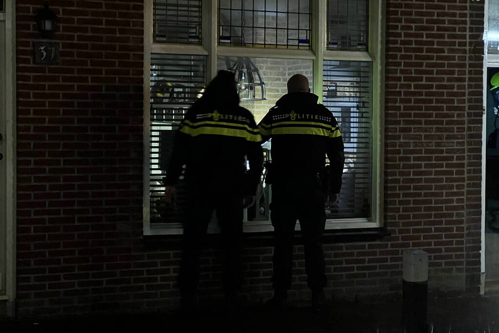 Hevige brand in schoorsteen van woning