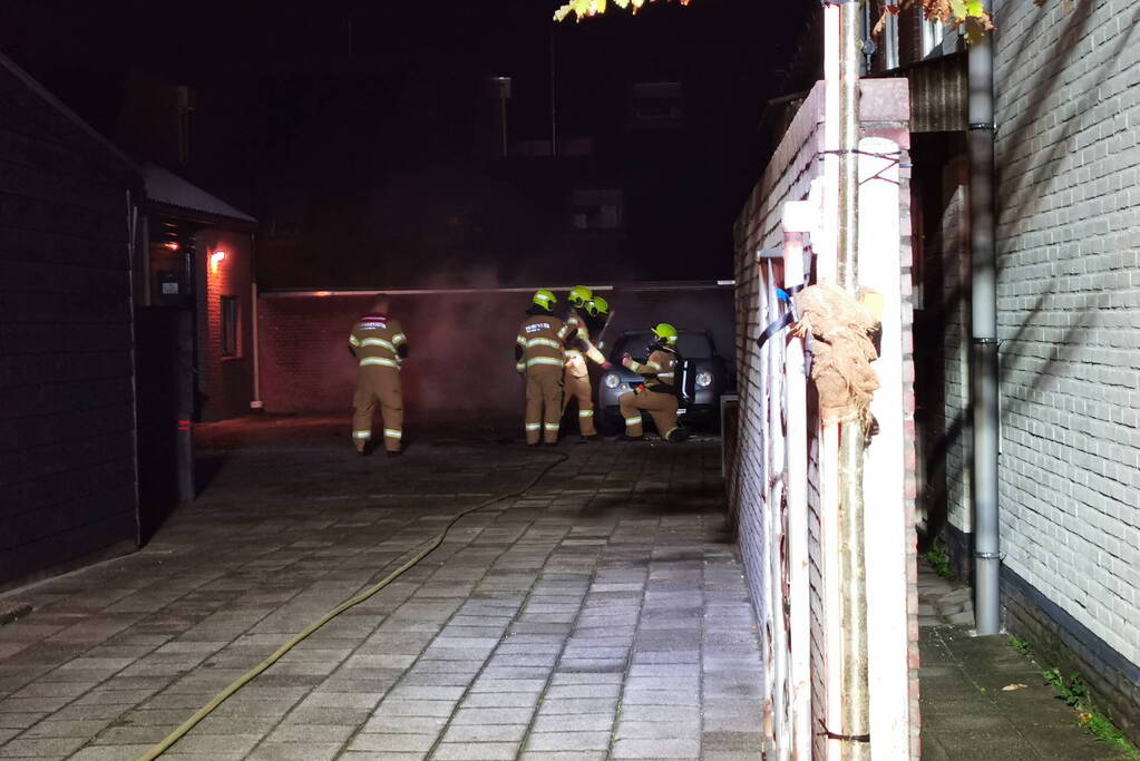 Auto beschadigd door brand