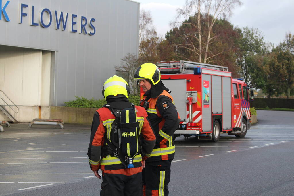 Veel brandweer ingezet voor brand in prullenbak