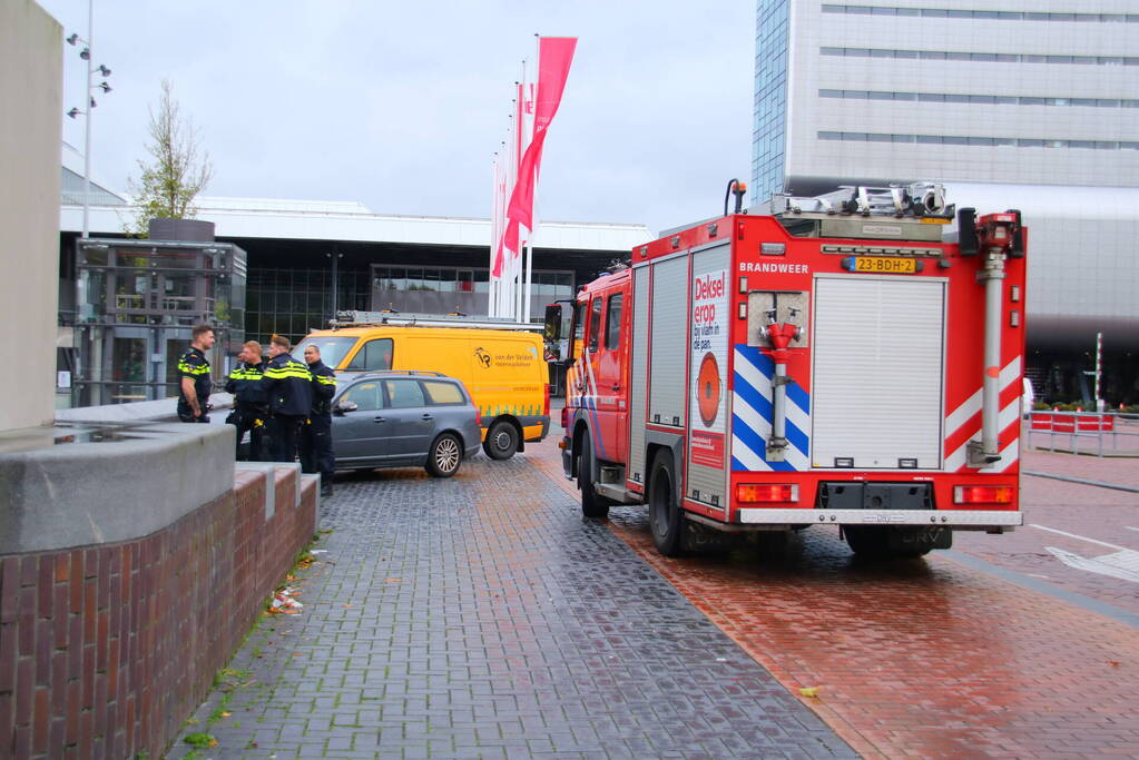 Veel rookontwikkeling op metrostation