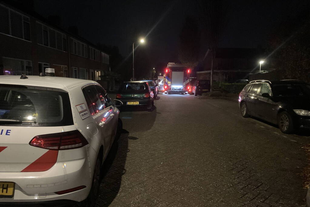 Koelkast gaat in vlammen op, mogelijk brandstichting