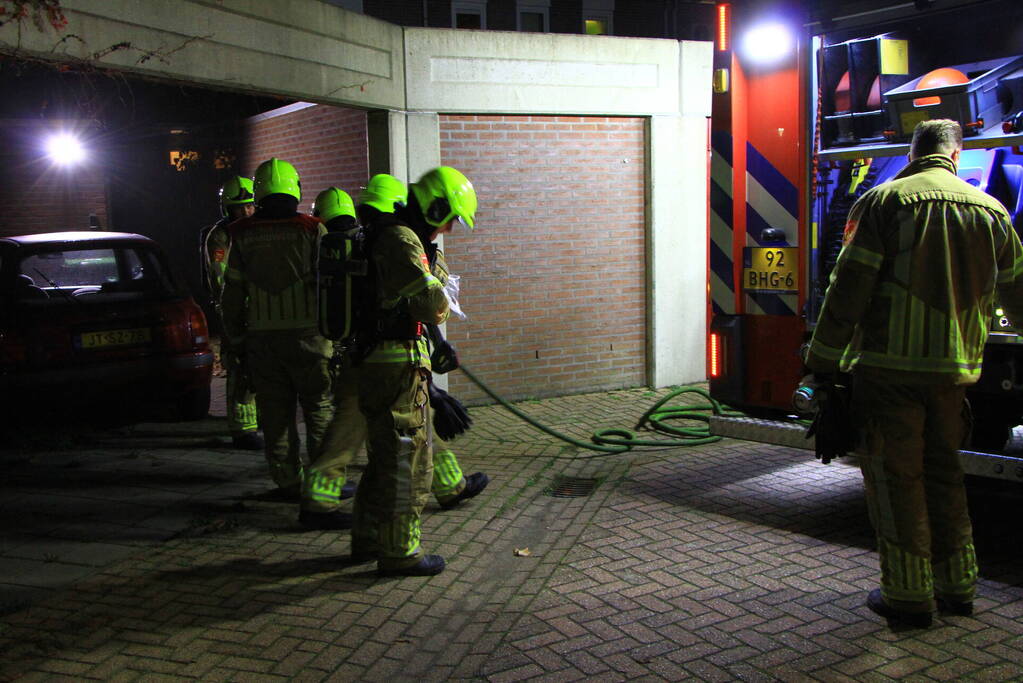 Elektrische fiets vat vlam in schuur van woning