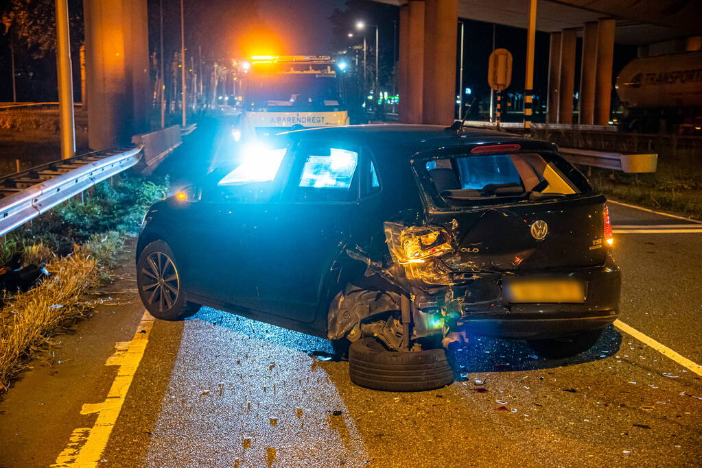 Veel schade na flinke aanrijding