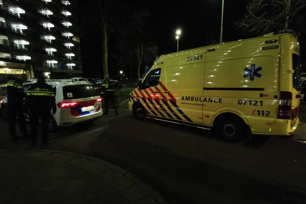 Persoon gewond bij steekincident in woning