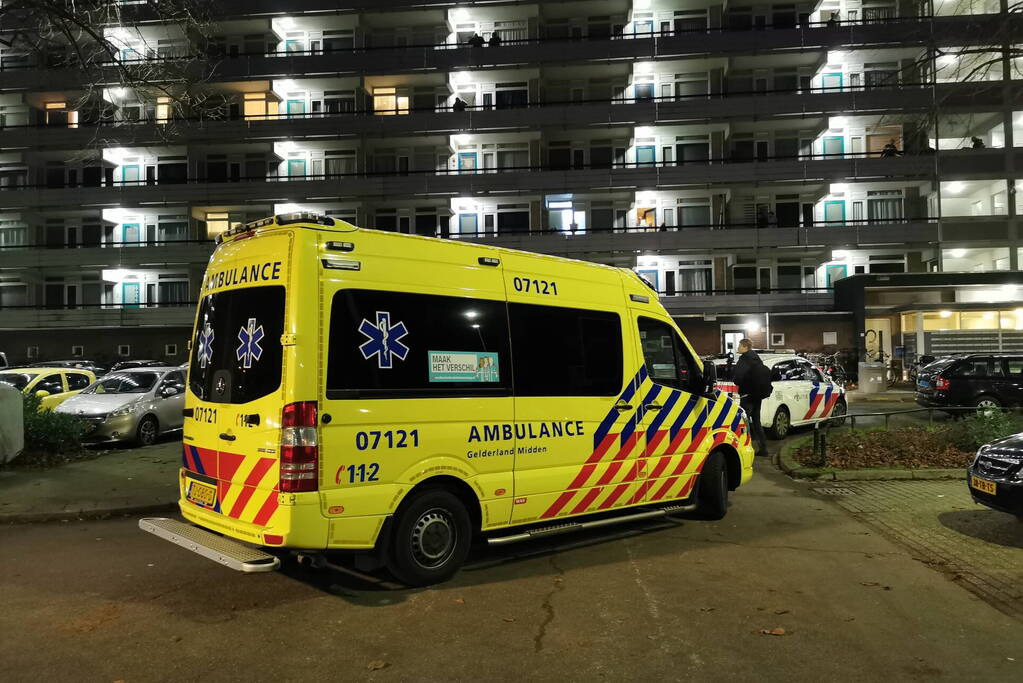 Persoon gewond bij steekincident in woning