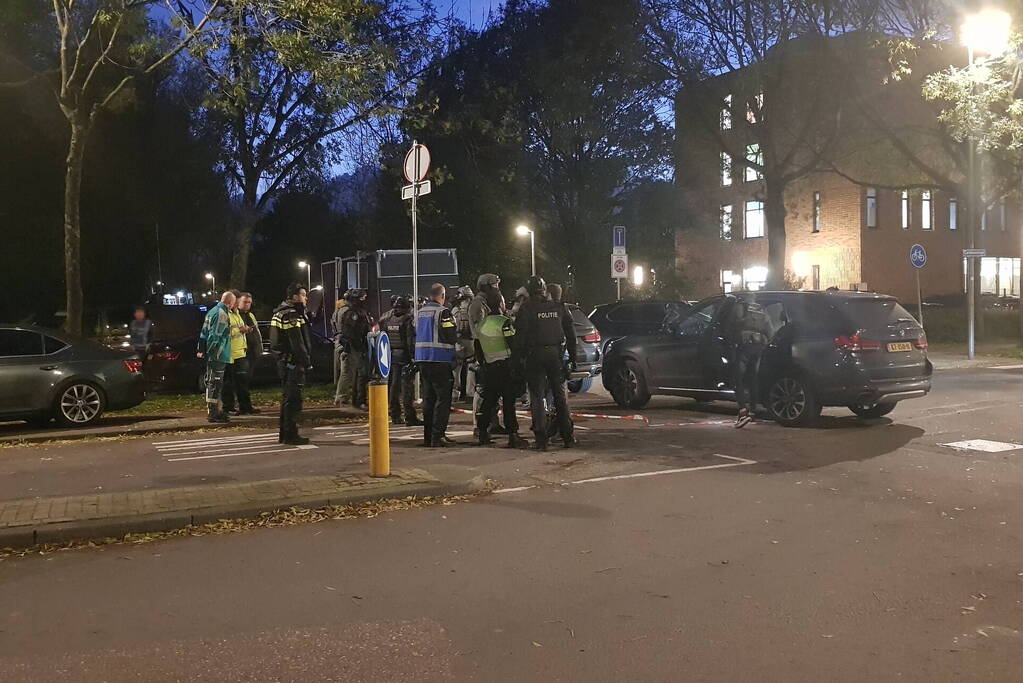 Arrestatieteam oefent gijzeling in school