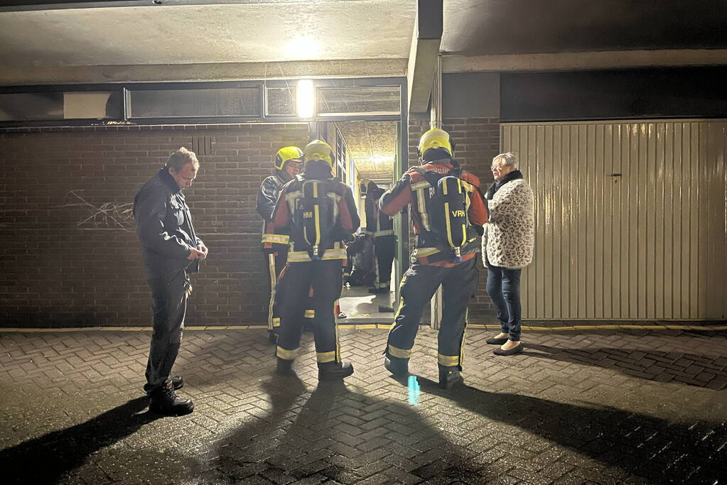 Brandweer onderzoekt benzinelucht