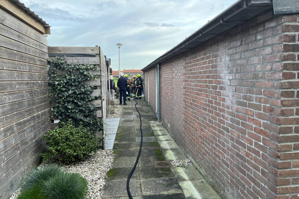 Rommel in brandgang in brand gevlogen