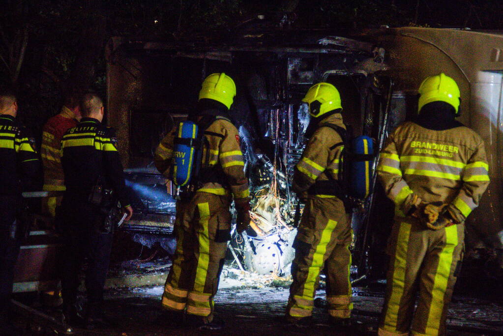 Wederom camper in brand gestoken