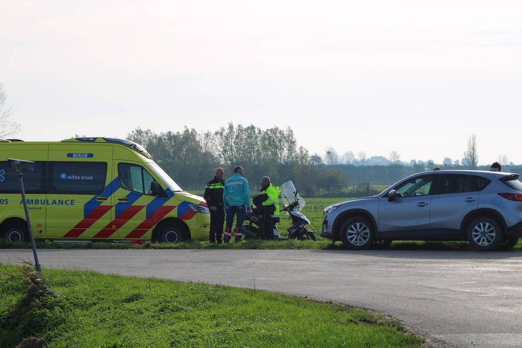 Gewonde bij aanrijding met scooter