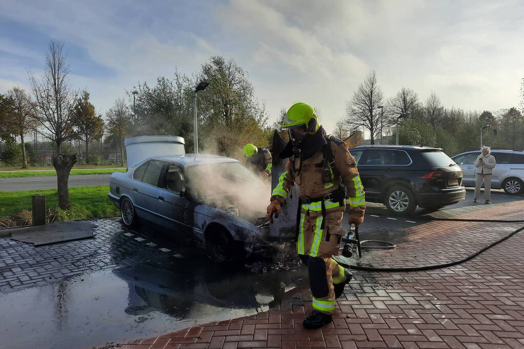 Hevige rookontwikkeling bij autobrand