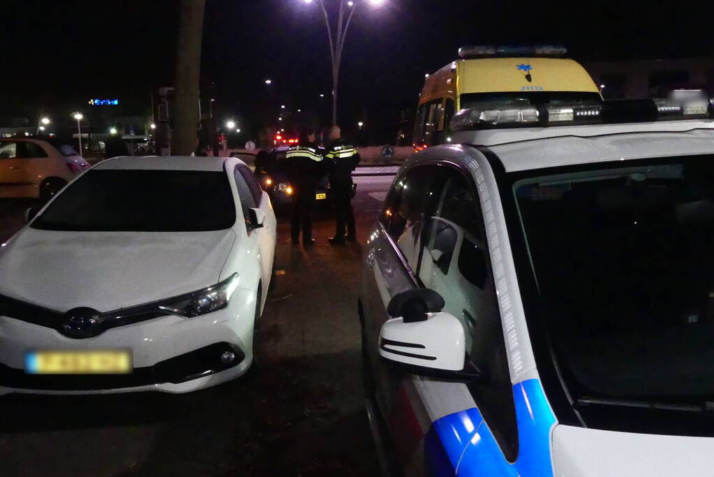 Fietser geschept door personenauto