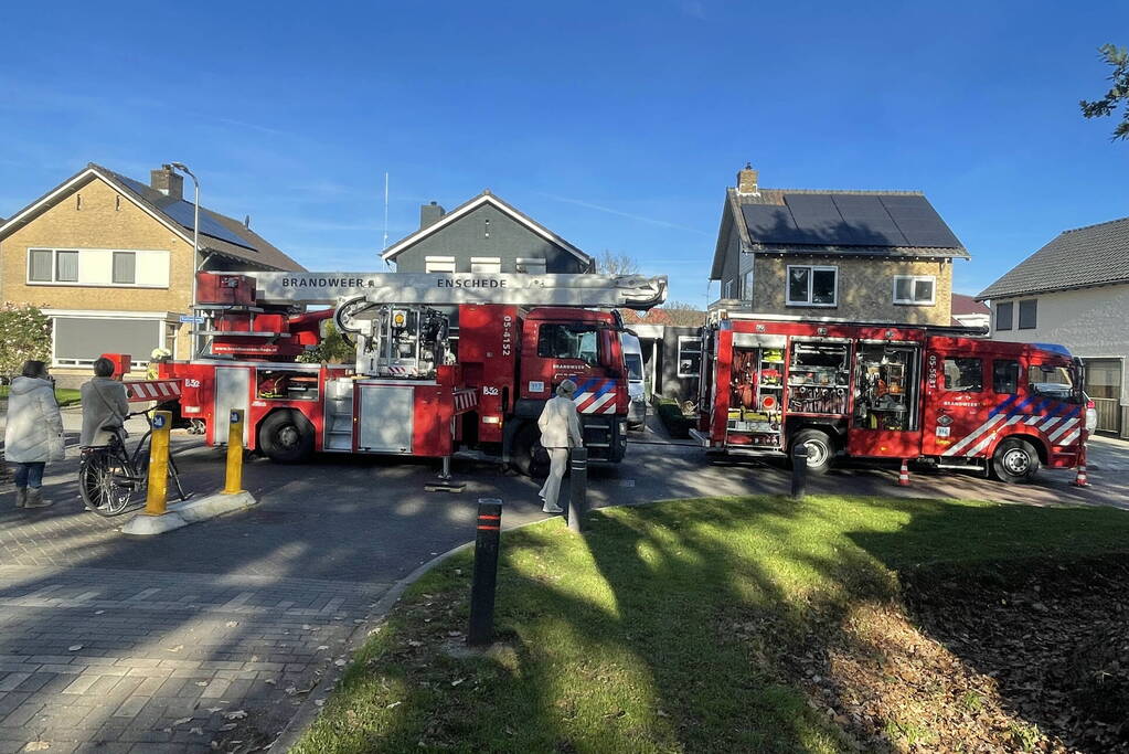 Schoorsteenbrand snel onder controle