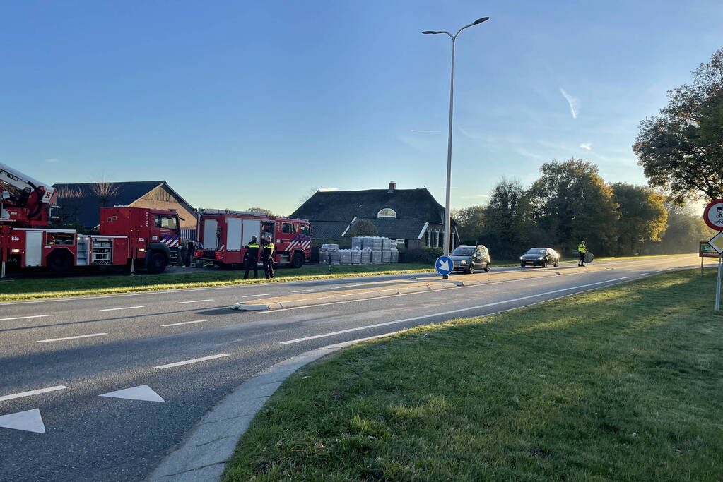 Brand in schoorsteen van woning