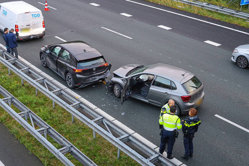 Meerdere voertuigen betrokken bij kettingbotsing