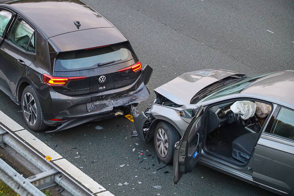 Meerdere voertuigen betrokken bij kettingbotsing