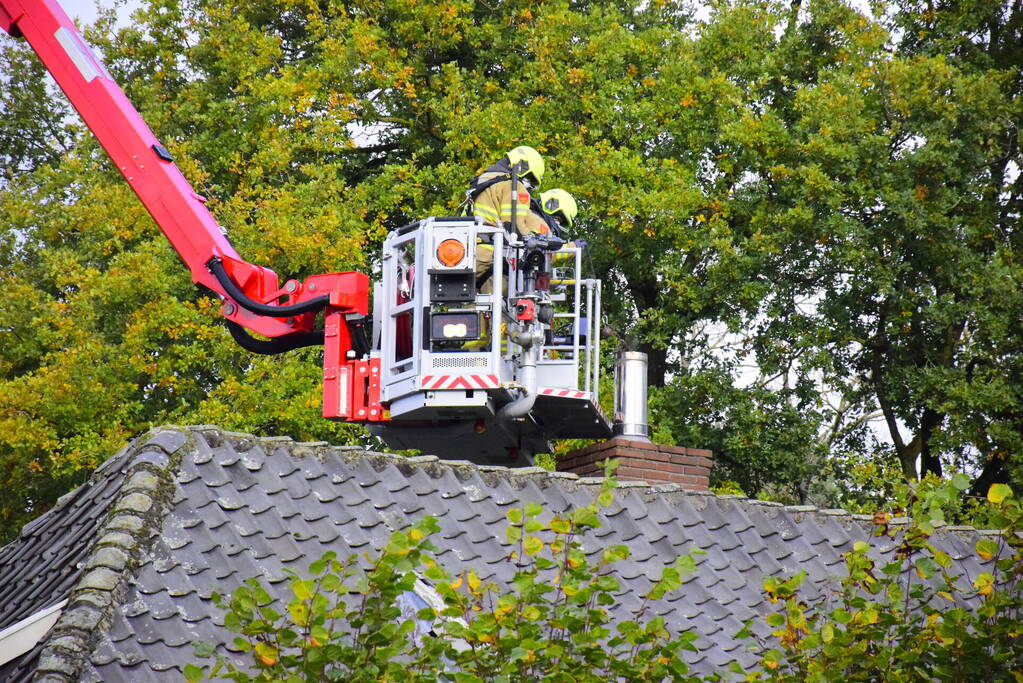 Schoorsteenbrand bij kampeerboerderij De Houtkamp