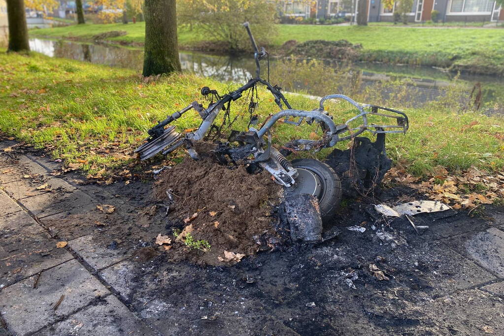 Go Sharing verdwijnt uit de Keistad, op de valreep gaat scooter in vlammen op