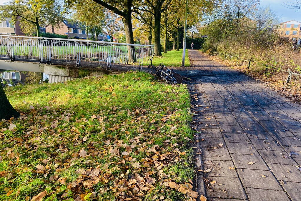 Go Sharing verdwijnt uit de Keistad, op de valreep gaat scooter in vlammen op