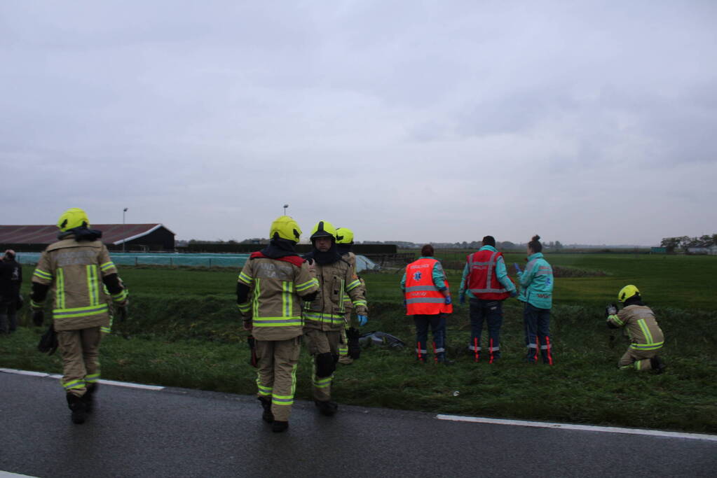 Bestuurder gewond na te water raken met voertuig
