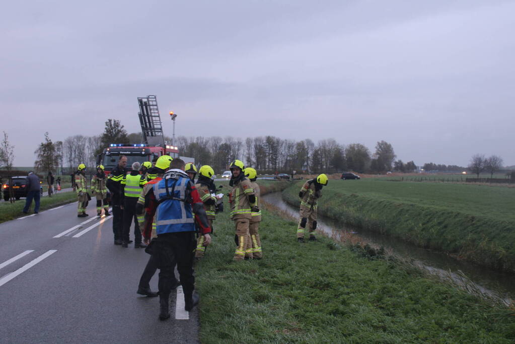 Bestuurder gewond na te water raken met voertuig