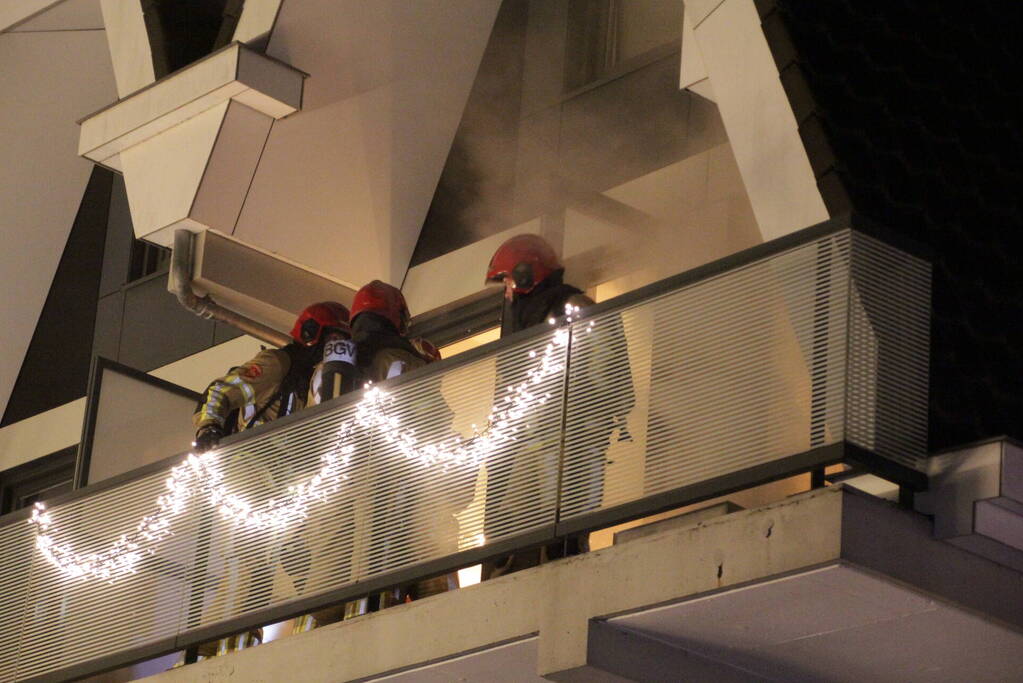 Flinke brand in schoorsteen van woning