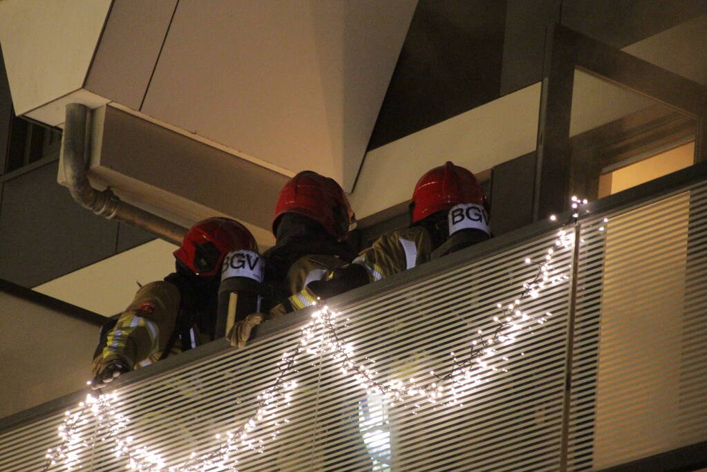 Flinke brand in schoorsteen van woning