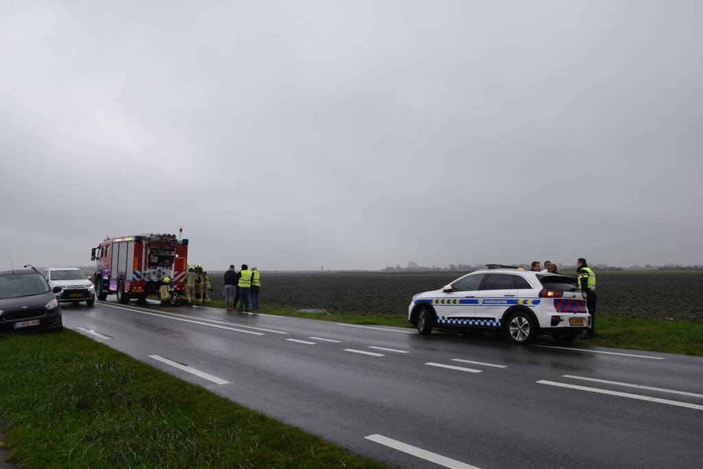Dronken bestuurder belandt in sloot